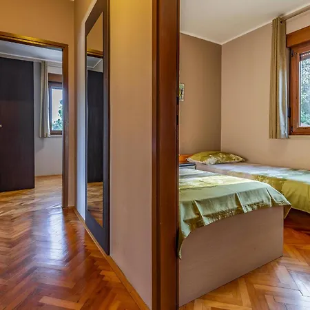 3 Bedroom Cozy In *