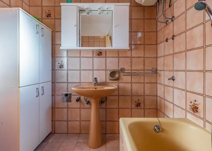 Apartament Amazing In With Wifi Banjole