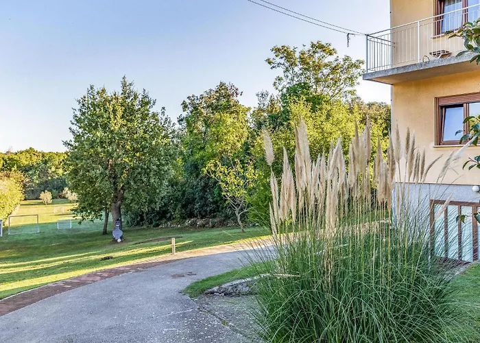 Amazing In With Wifi Apartament Banjole