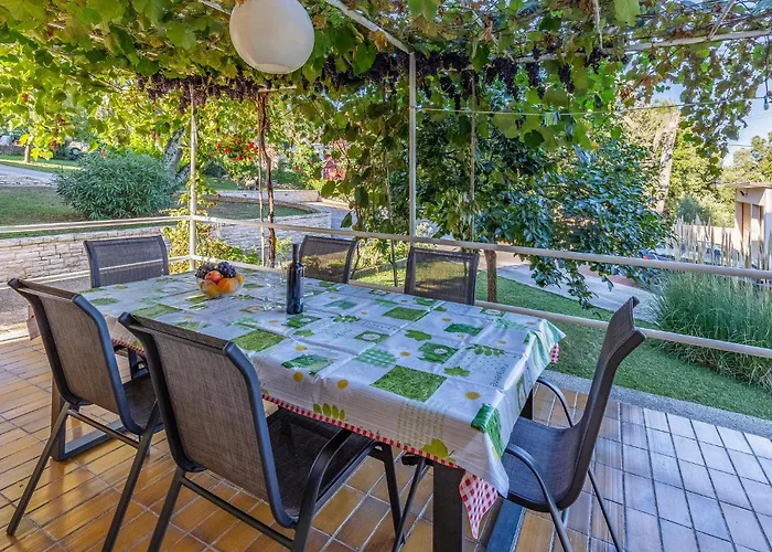 Apartament Amazing In With Wifi Banjole